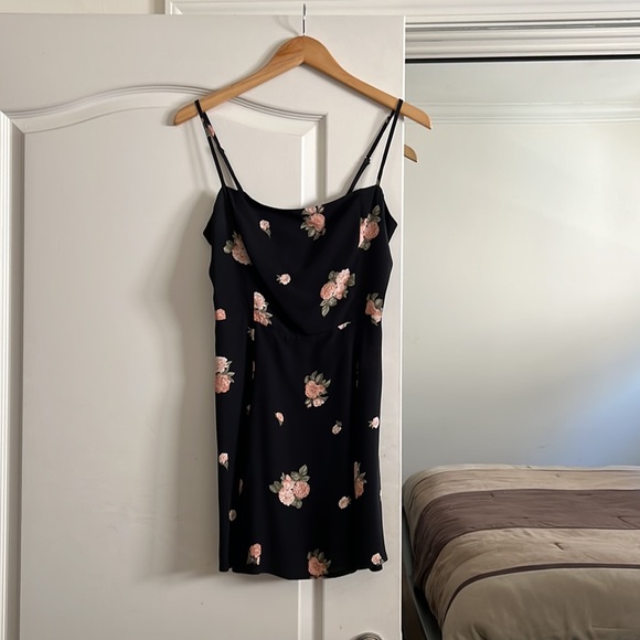 Reformation Kendall Mini Dress Black Floral Fit and Flare - Picture 6 of 16